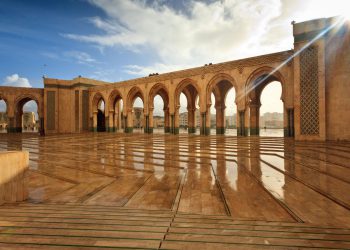 5 issues to do in Morocco: Sahara, Fes, Taliouine, Casablanca.