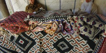 Morocco’s prolonged celebrated customized of carpet weaving lives on