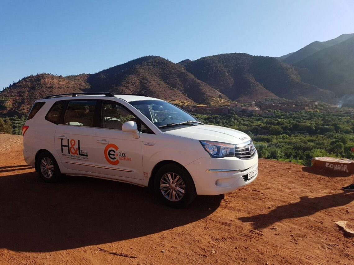 The best places to visit in Marrakech with a private transfer service.